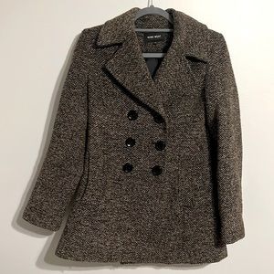 Nine West trench coat. Color is mixture of tans, browns and blacks